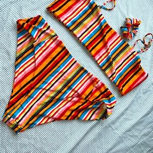 Sexy striped bikini, high waist, matching hair tie